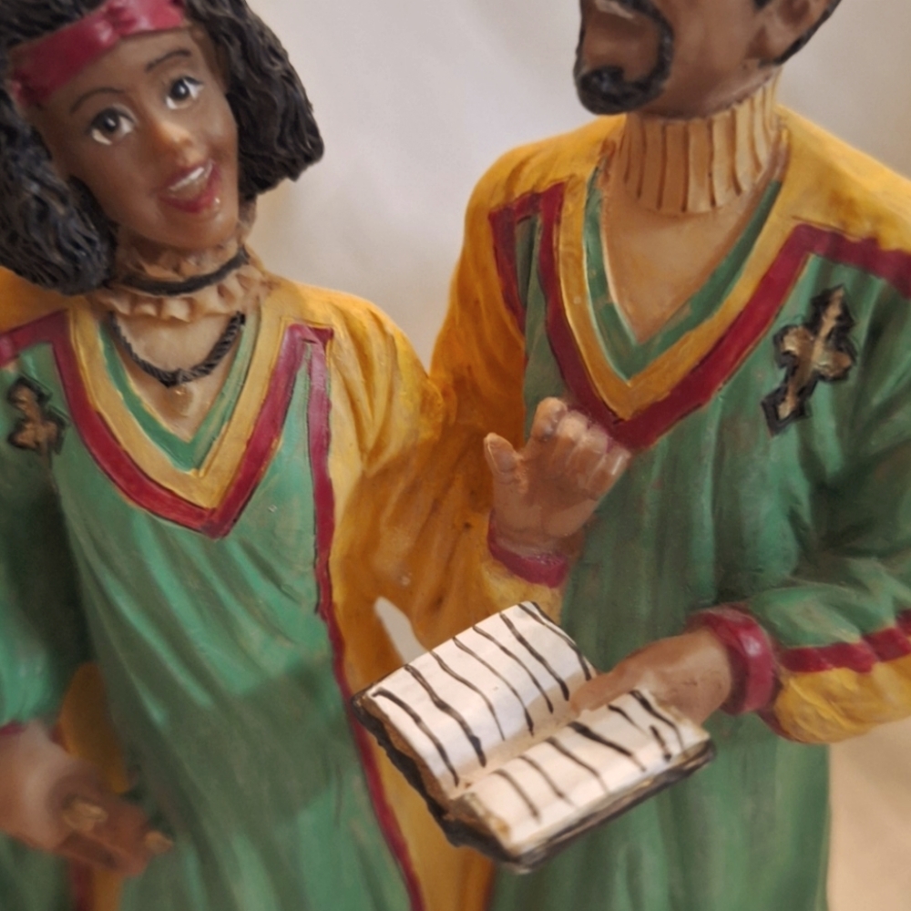 Ceramic Statue - Picture 3 of 4